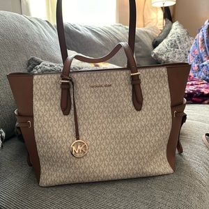MK tote and wallet